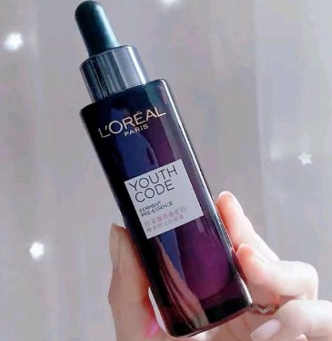 保湿|精华怎么选到最适合自己的?保湿、美白、抗衰老一个都不能少!