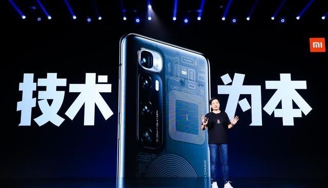 童书小窝|任正非说对了，国产大旗不会倒，外媒预言：2年内小米将超越三星