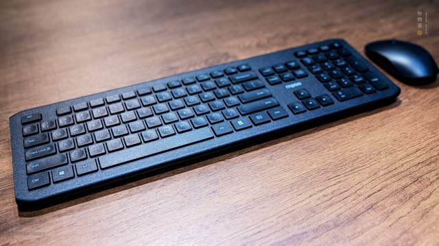 求职|百元内值得入手的办公室无线静音键鼠套装,雷柏X2000上手分享