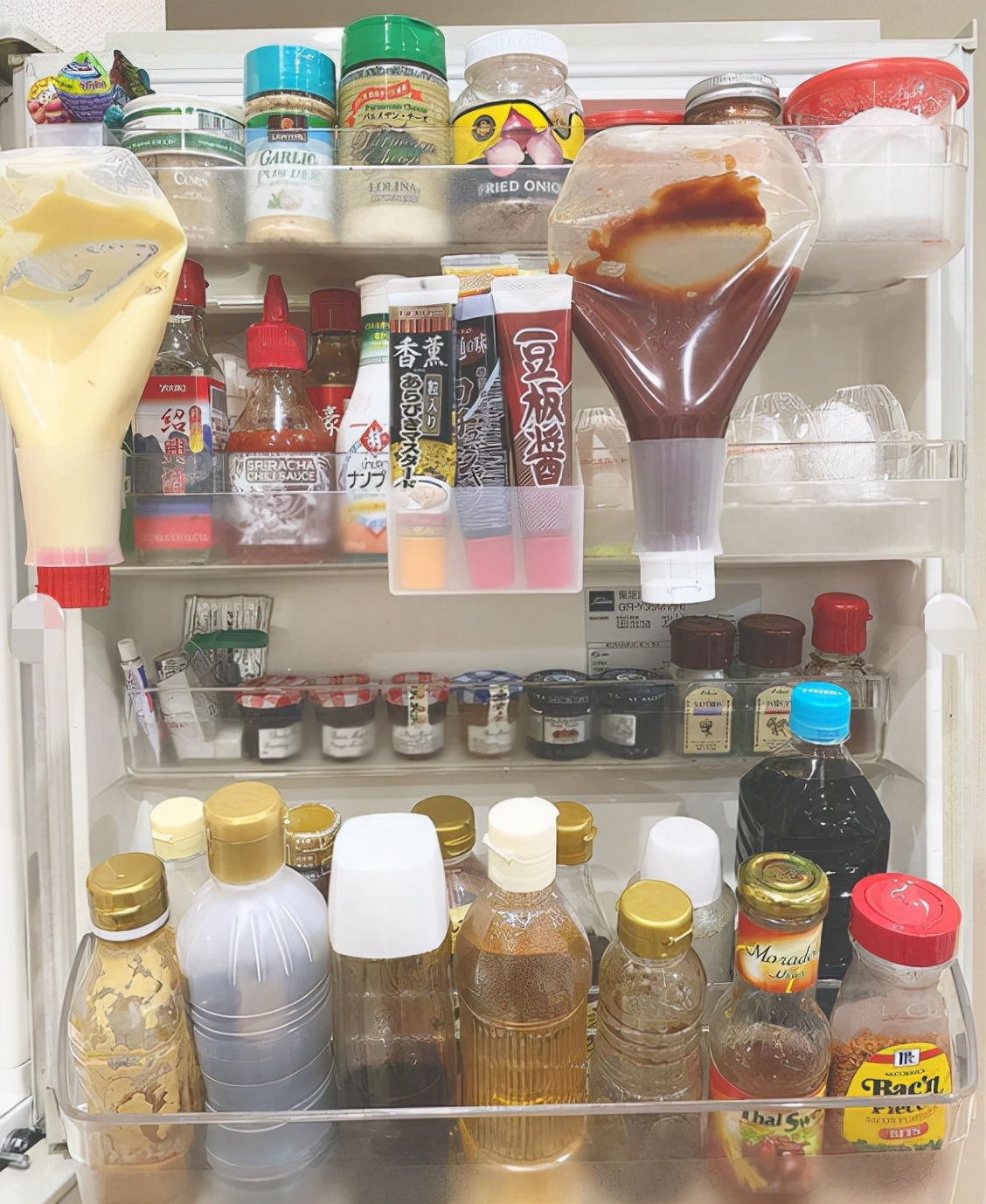 不管生活多节俭，家里的这4样用品，要及时更换！别舍不得花钱