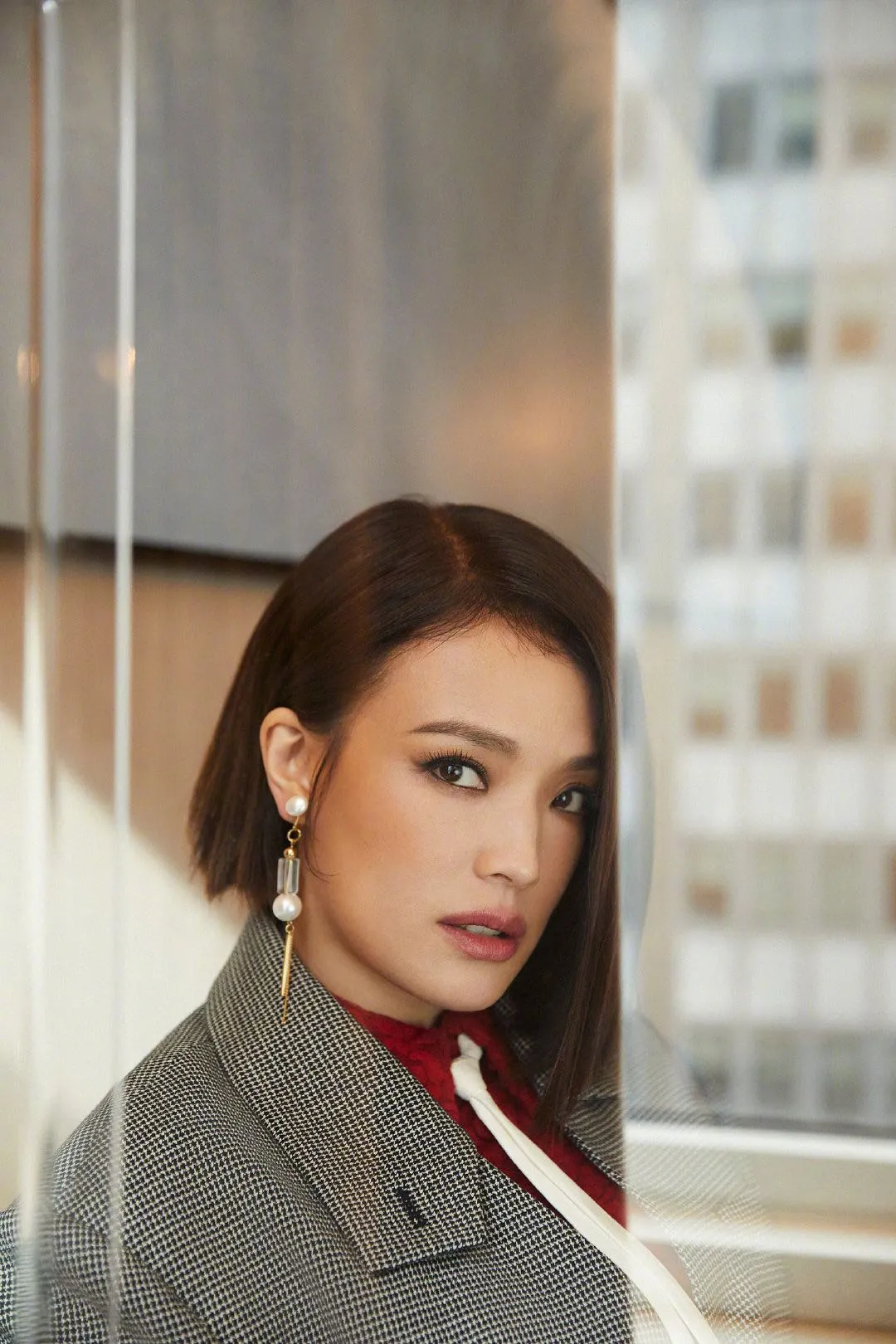 短发|Jennie剪了Lisa的招牌短发后，竟然有些许油腻？