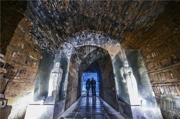 北魏|军事占优、人数占优，五胡为何主动选择“汉化之路”？