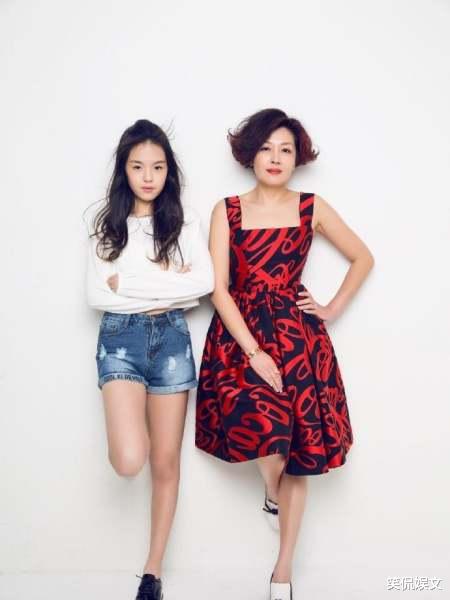 李咏|李咏遗产，一分都没给妻子哈文，反而全部给了她，你知道是谁吗？