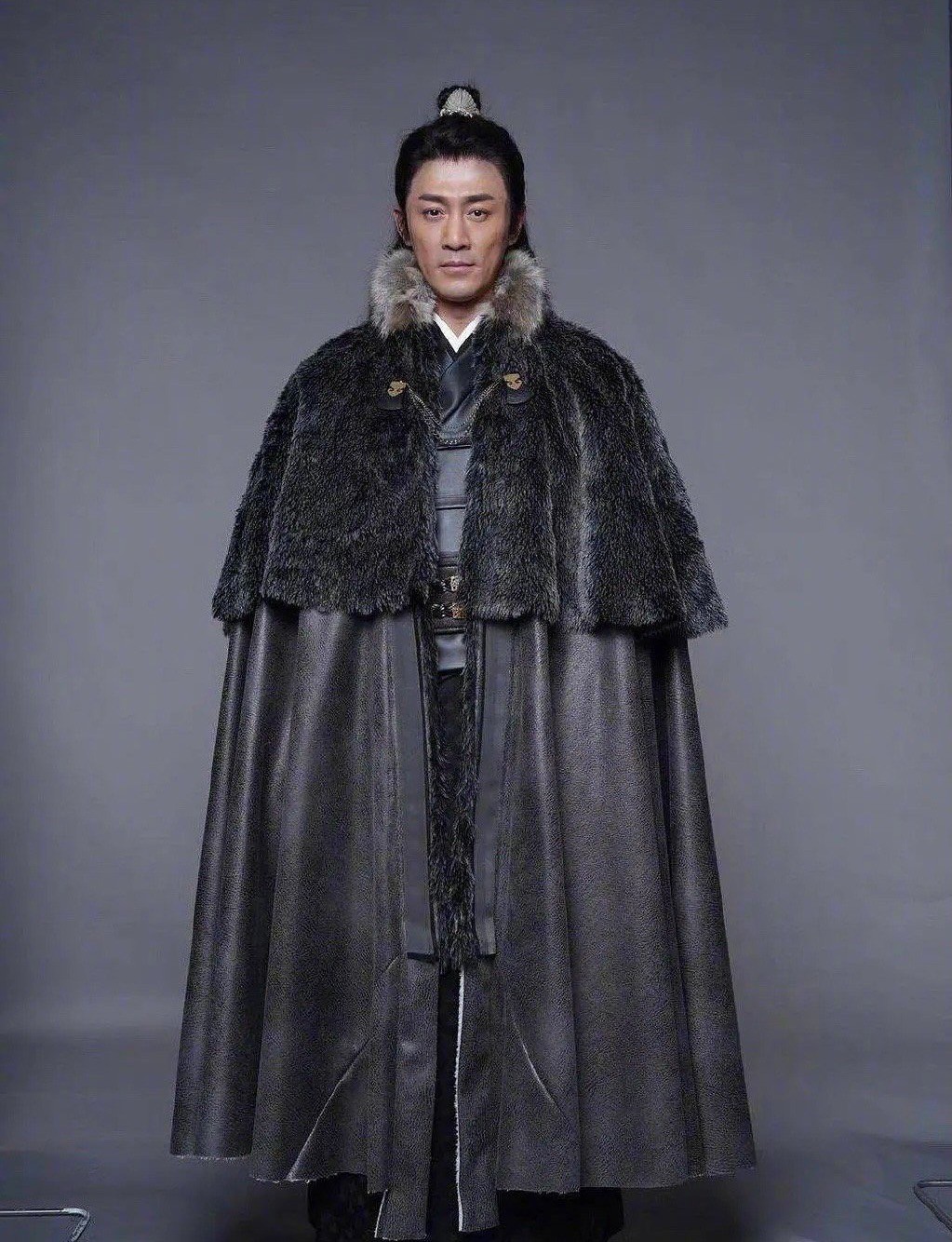 王晶|新《倚天屠龙记》剧照：张无忌人选太合适，小昭造型酷似迪丽热巴