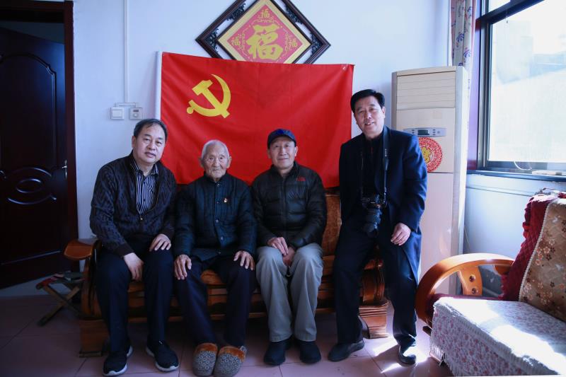 燕赵时讯 河北省金融摄影家协会走访慰问老党员田顺心