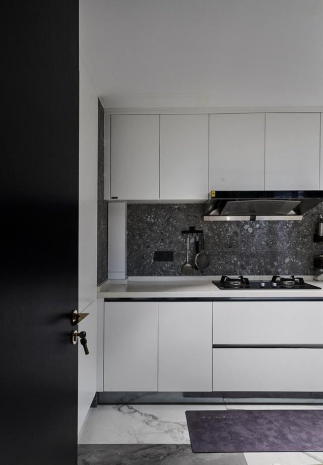 |76平现代简约风二居室，黑白灰色调让空间很显高级