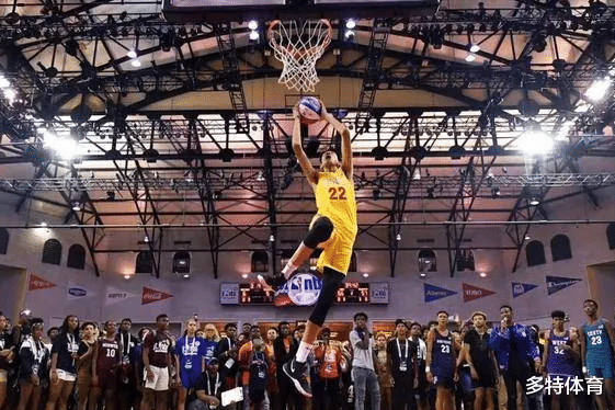 广东男篮|狂砍21分5盖帽!宏远2.1米天才中锋横空出世,他才是阿联接班人?