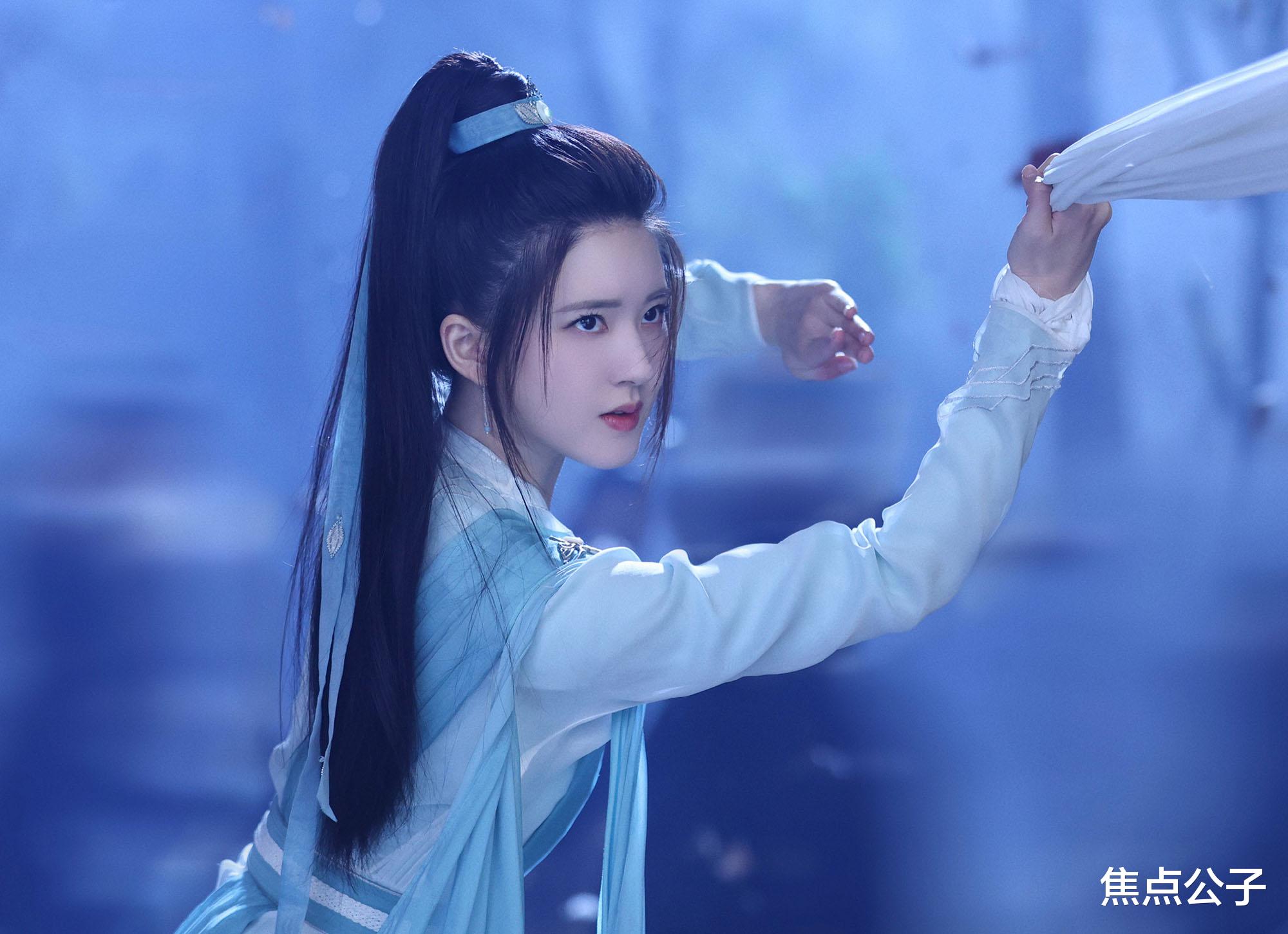 赵露思|甜宠一姐转型?赵露思新剧造型温婉,搭档吴磊青春感十足