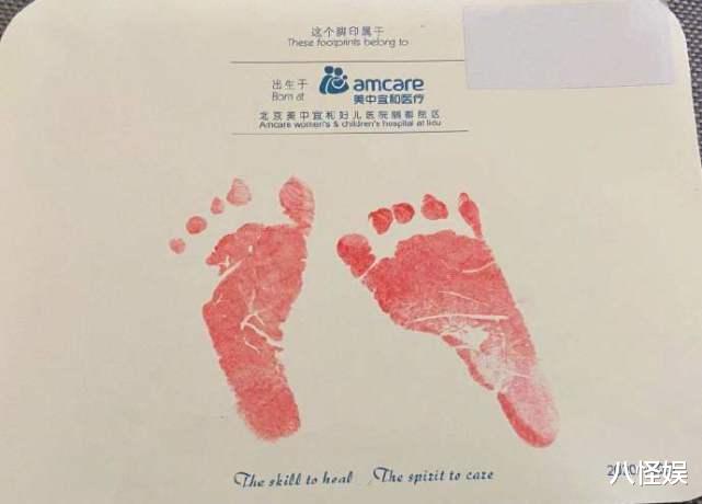 马可|马可和王丹妮婚纱照曝光，轻抚老婆孕肚甜蜜接吻，满脸幸福