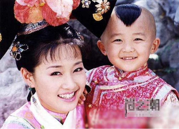 贾云哲|因饰演马伊琍儿子走红，为长高打激素药，今23岁看着仍像10岁小孩