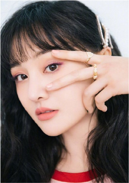 郑爽|杨幂赵丽颖等近30位明星被曝大瓜，脏水却都泼向了郑爽