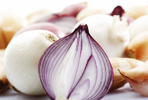 洋葱|血栓“分解器”被发现,洋葱排在末尾,内科主任:敞开吃,血脂或“排出来”