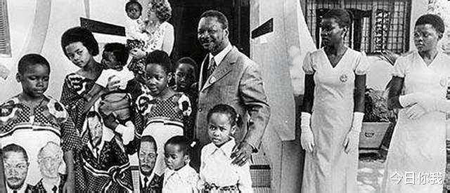 漫画|非洲暴君博卡萨：人间最后的帝王，食人的恶魔，还有一个中国老婆