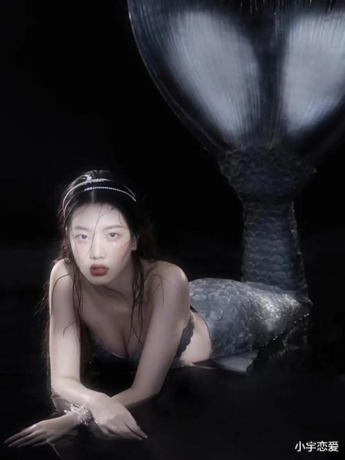 小宇恋爱 人鱼姬图鉴：美人鱼潜水为什么会爆红朋友圈？