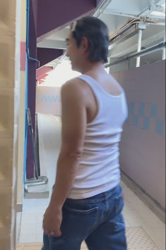 赵露思|任贤齐晒近照引热议，两鬓斑白面部油腻，网友：完全没认出来