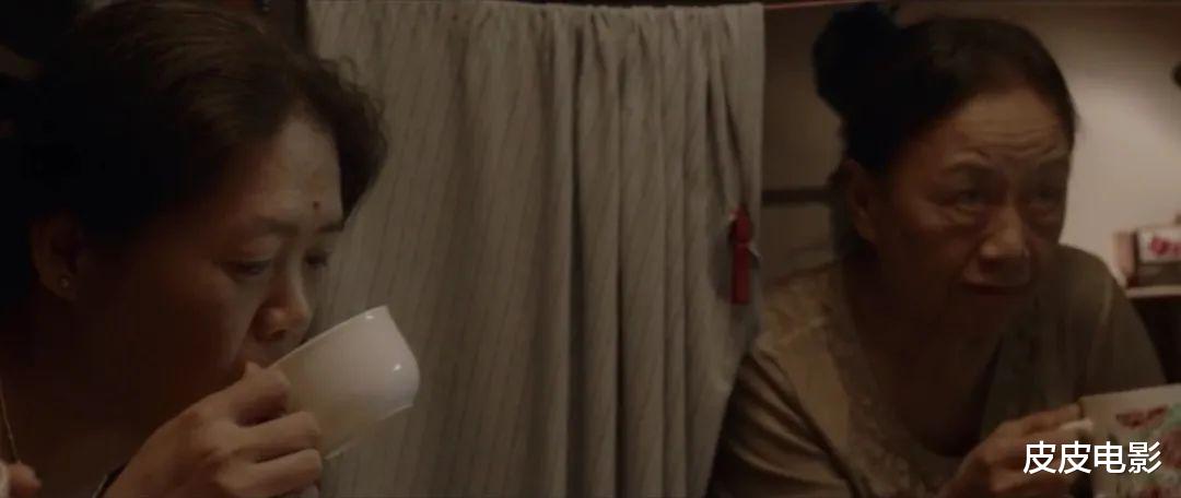 站街女|这个堕落成巴黎站街女的中国女人，撕开了我们难以启齿的“隐秘”