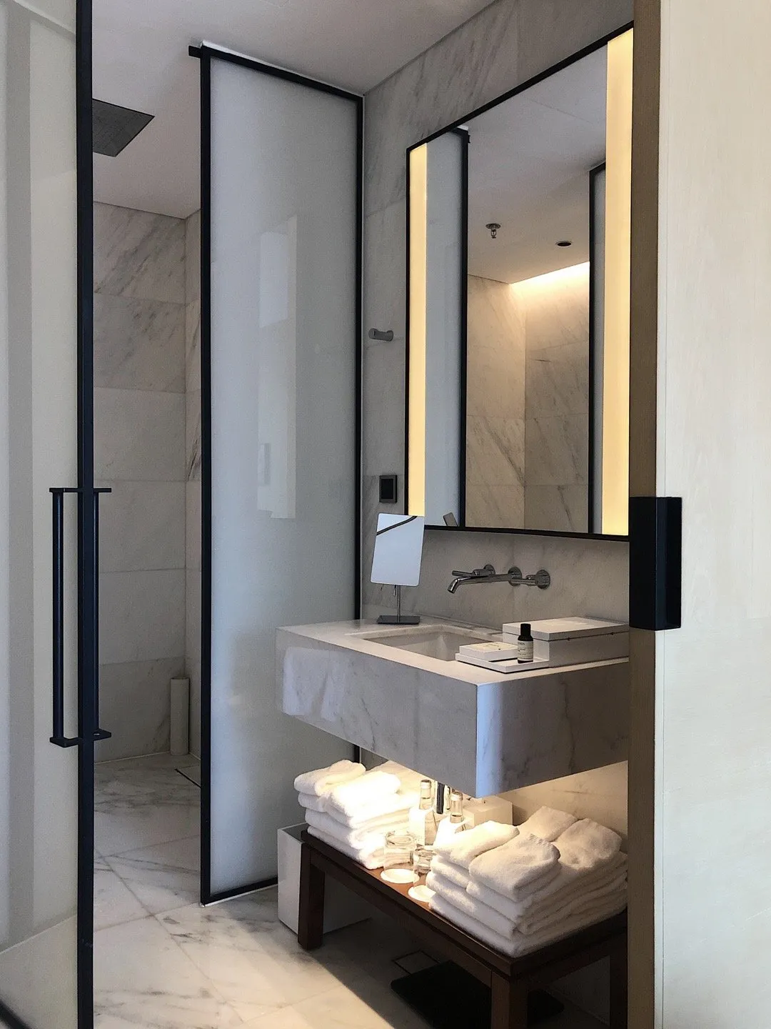 把家装修成酒店就是廉价?格局低了啊朋友