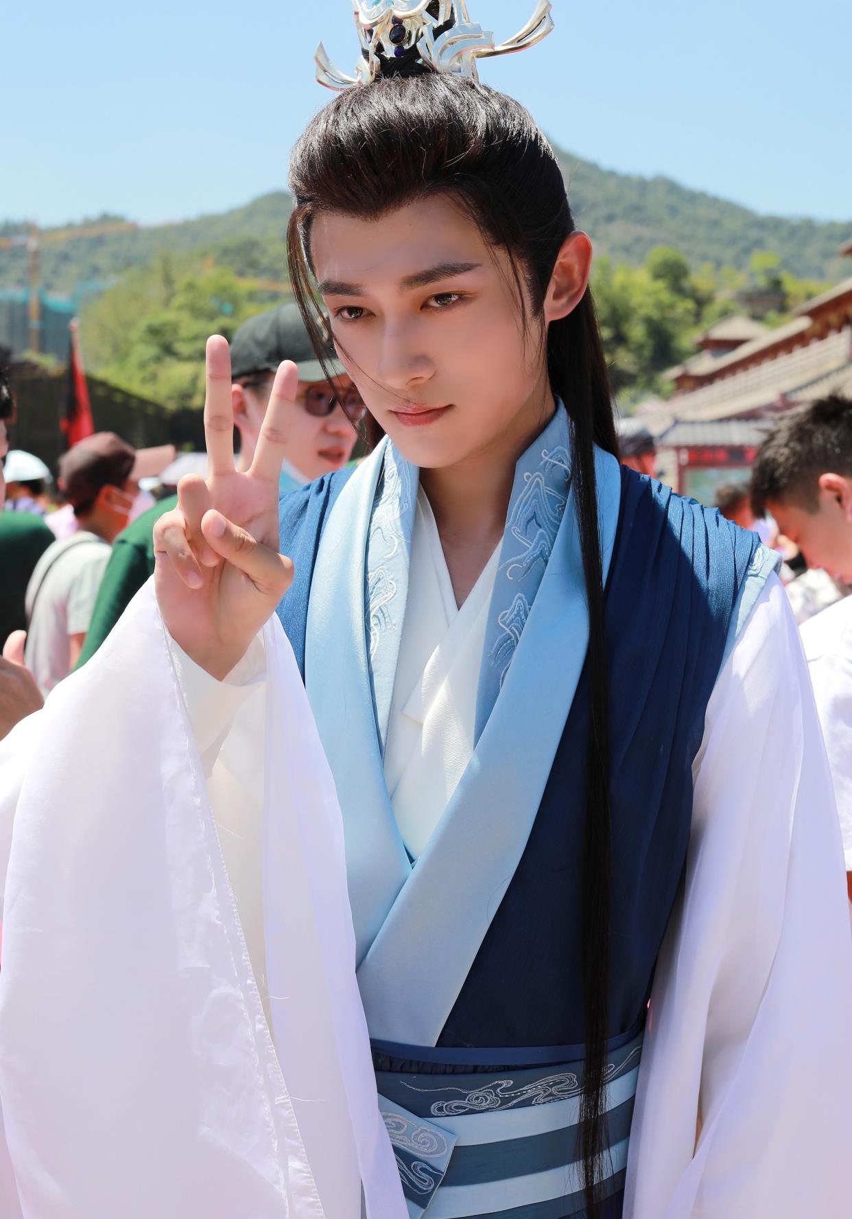 大叔论情感|《千秋令》开机，张予曦佟梦实挑大梁，出品方狂塞自家演员