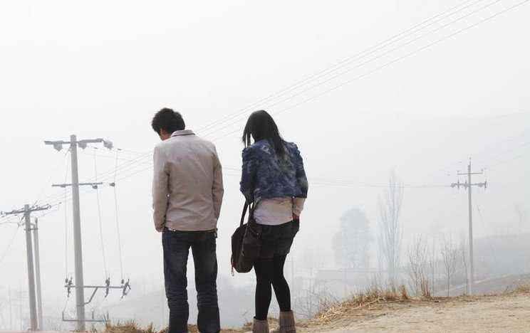 码字的颜言 《鄙视》妻子怨恨丈夫 丈夫不满妻子，这段婚姻到底哪出了问题？