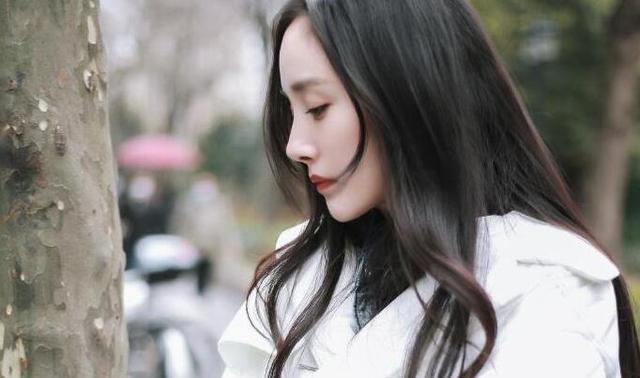 杨幂|又一职场剧强势来袭，杨幂领衔主演，上演一段虐心的先婚后爱