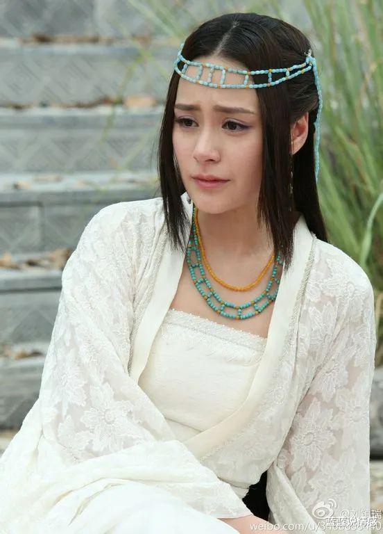 阿娇|没有代表作的阿娇，颜值也卖不动了