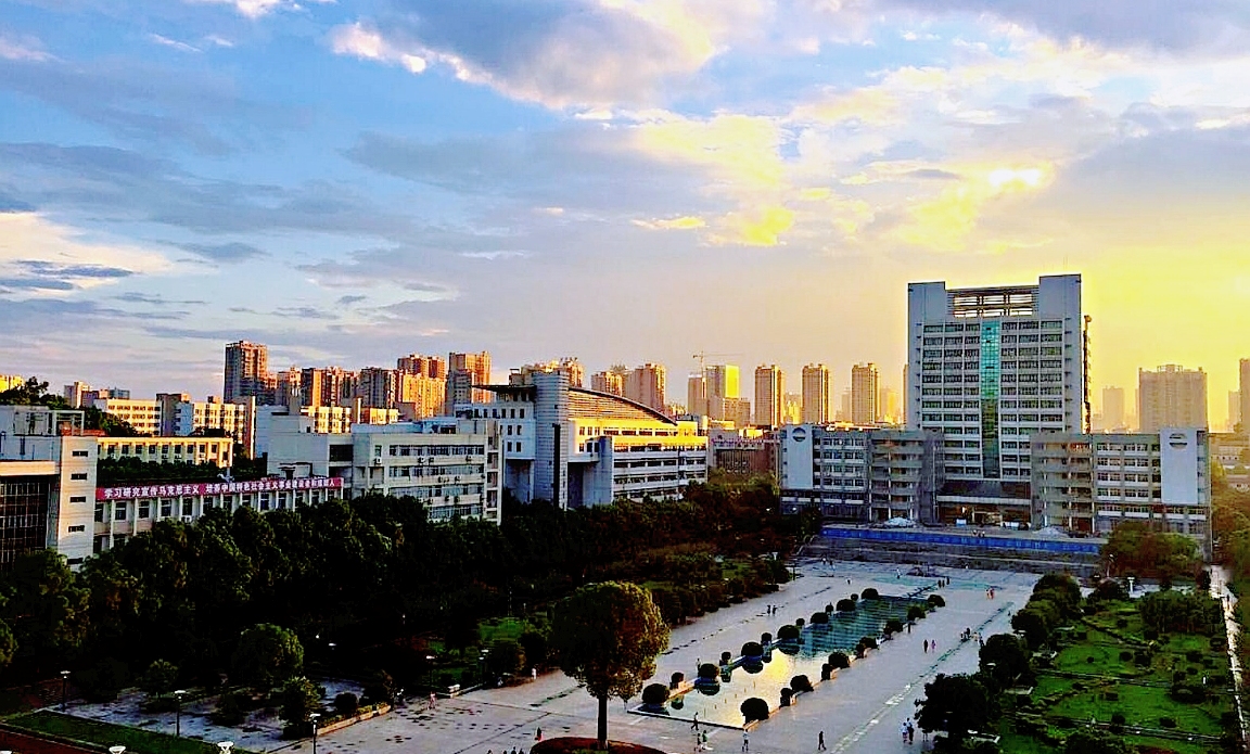 麻城漫谈 湖南将建设一个核心发展区、2个省域副中心城市、3条高铁经济带