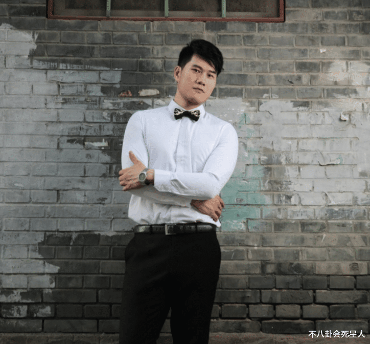 沉珂|10位初代网红现状：靠卖丑身家过亿，有人嫁豪门，有人精神失常