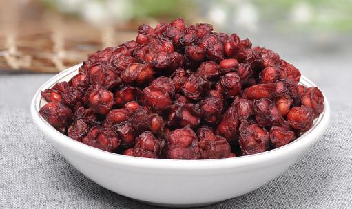 营养膳食|用五味子泡水喝能否长期喝 五味子吃多了会怎么样