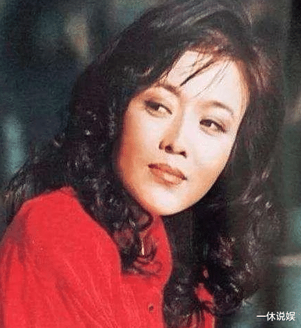 丁嘉丽|为爱流产多次，老戏骨丁嘉丽不敢回首的往事，比你想象的还荒唐