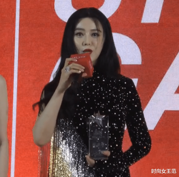 范冰冰|范冰冰穿廉价睡裙拍片，年近40肚腩横生，已经有了中年妇女感！