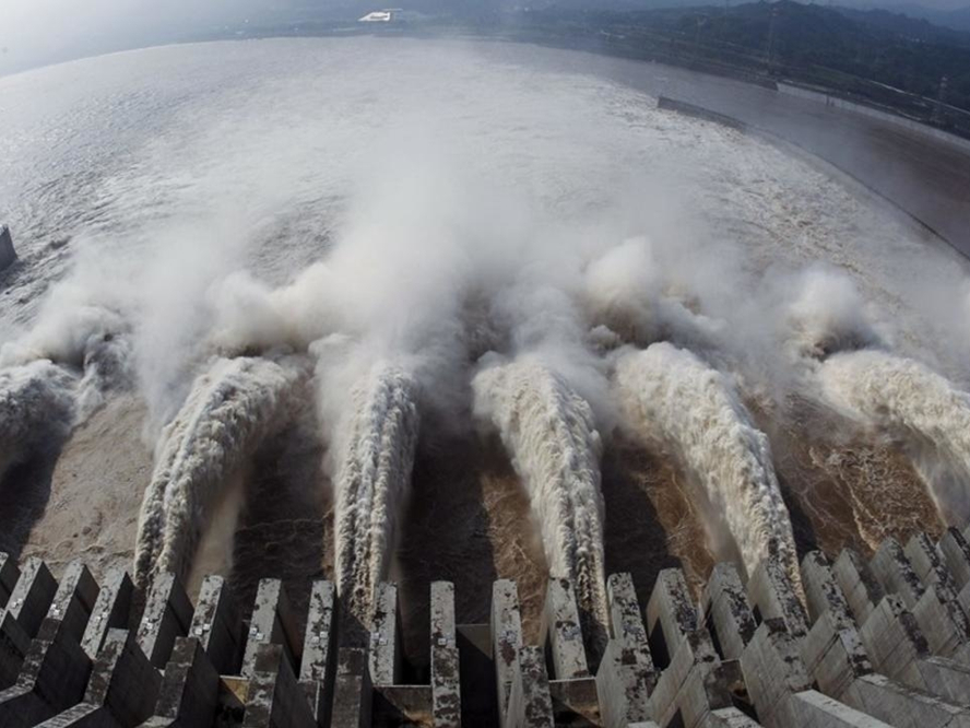 西门游记 中国又一超级水利工程：防洪标准1000年一遇，被称“新疆三峡”