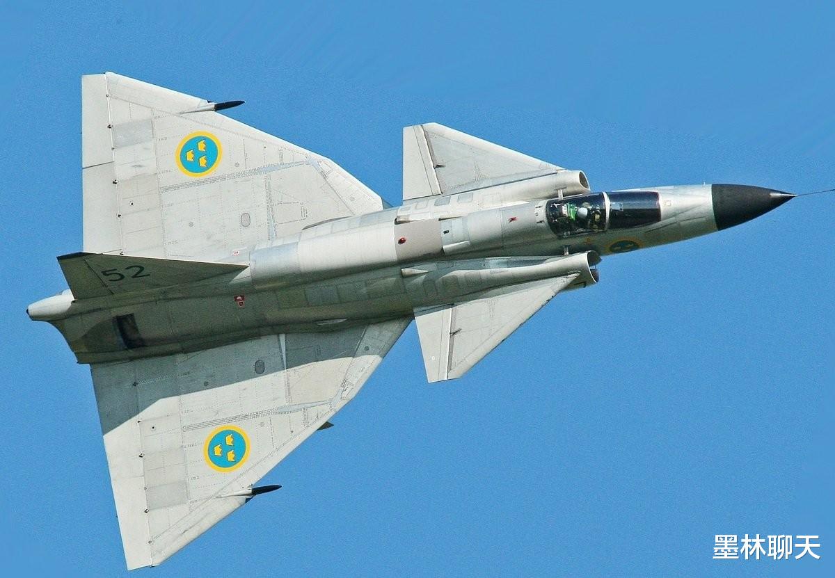 飞机|聊聊Saab37：剑走偏锋、性能管饱，瑞典的多功能战斗机