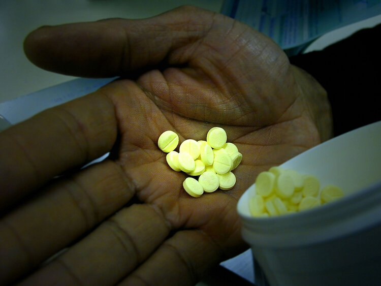 水中毒|再次提醒：男人有这4种坏习惯，赶紧停下来，肾会“感谢”你