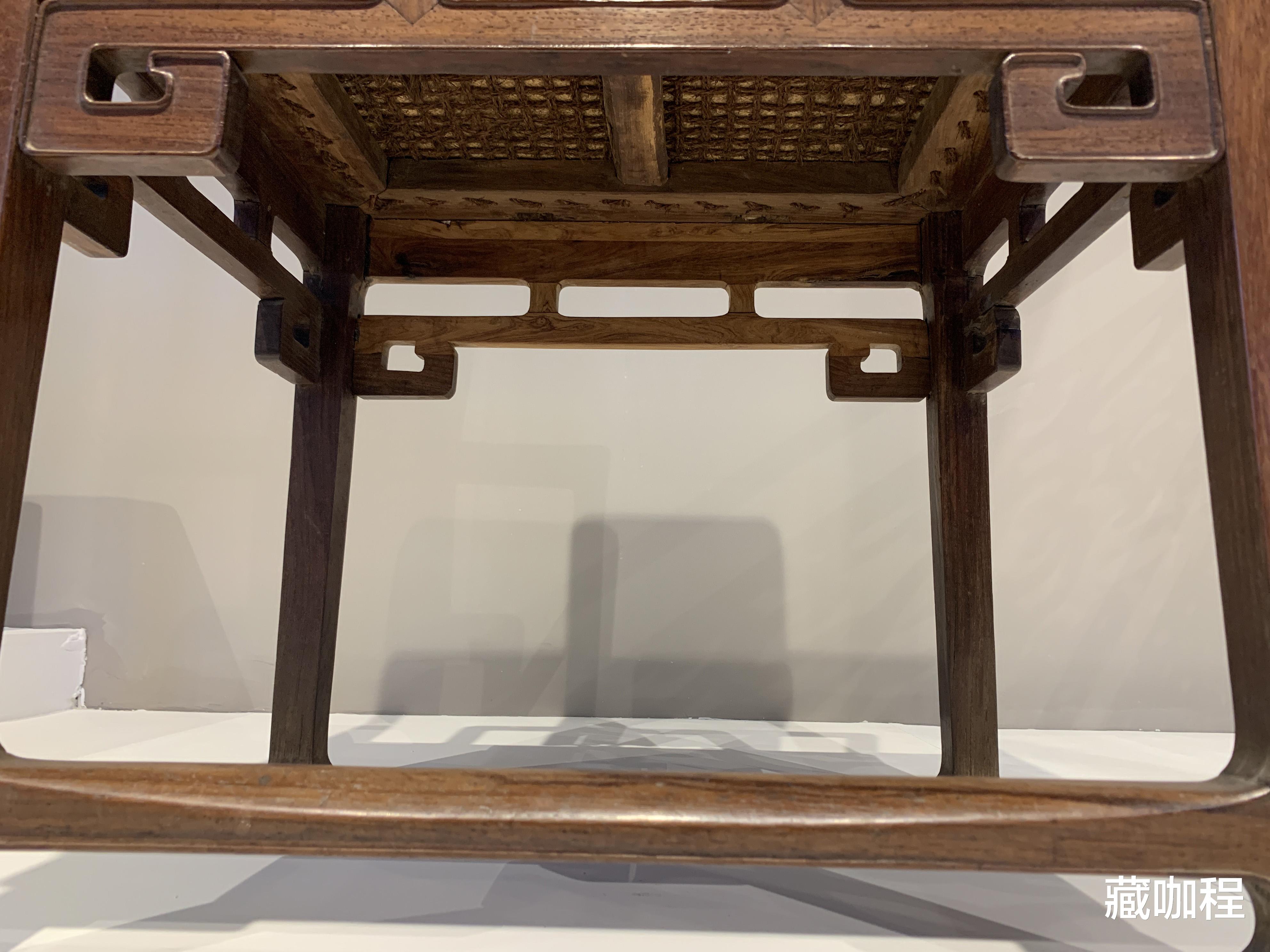 |有束腰、马蹄足,另类清式黄花梨椅