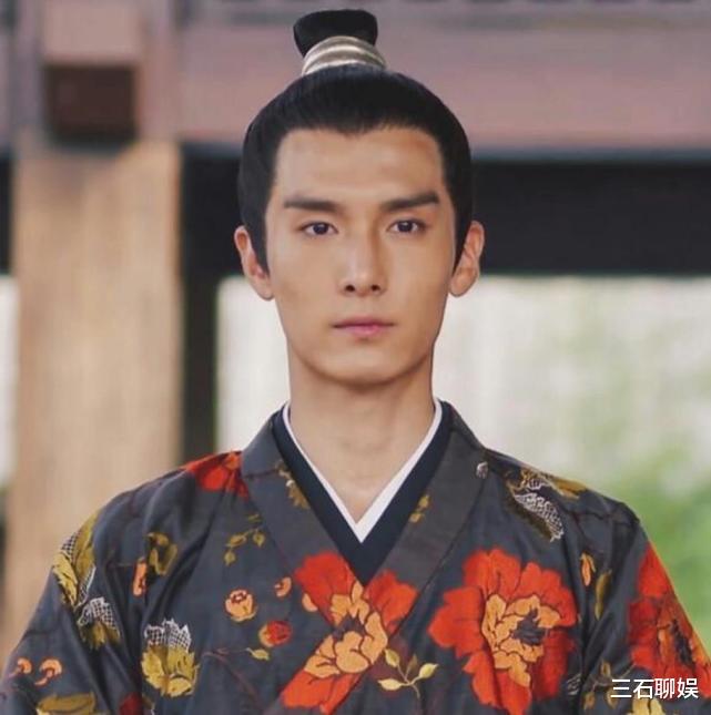 男神|“红着红着过气”的四位男星，曾是万人追捧的男神，今却沦为路人