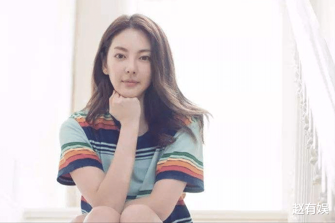 伸冤人3|34岁女星再曝新恋情!男方比她小10岁,2人携手同逛婚纱店