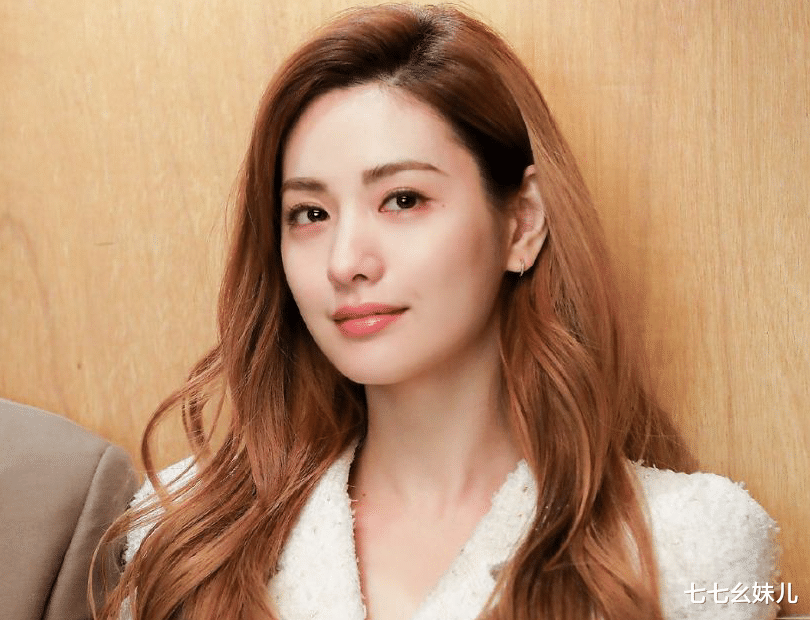 林珍娜|世界最美面孔林珍娜，浓颜系长相辨识度十足，实际上脸是假的？