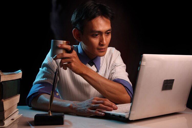 肺癌|女子按摩后，隔天脑梗中风，险些离世！这6类人别用按摩来养生