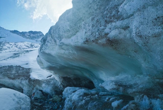 山西省 达古冰川“盖被子”一年，试验成效显著！