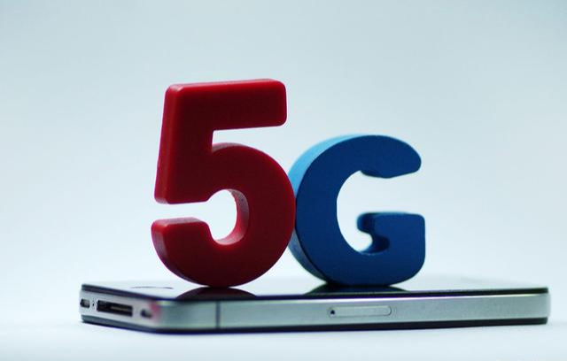 |4G升级到5G，该换卡还是换手机？三大运营商的答案很实在！