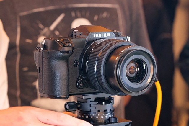 CPU|6.5档防抖 测评富士GFX50s II中画幅相机