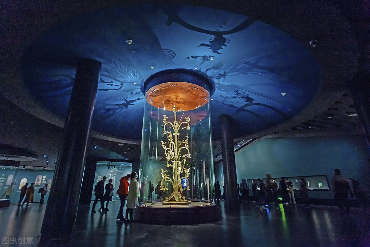 三星堆 神秘的三星堆文化，时隔35年再次出现，它和外星文明有关系吗？