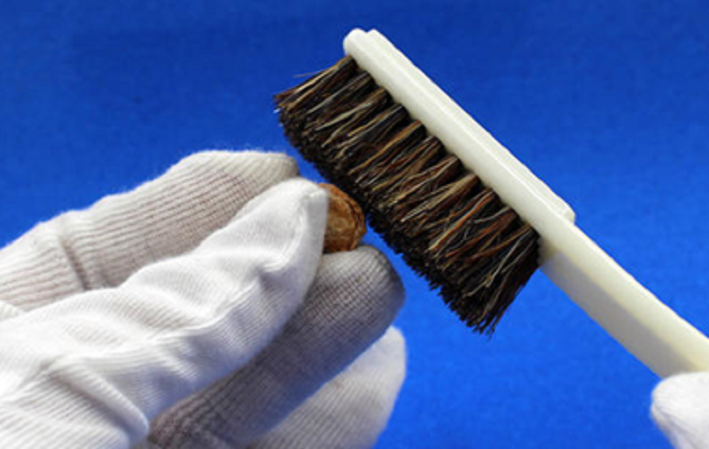 橄榄核雕|橄榄核雕可以机刷吗？橄榄核用什么刷子最好？