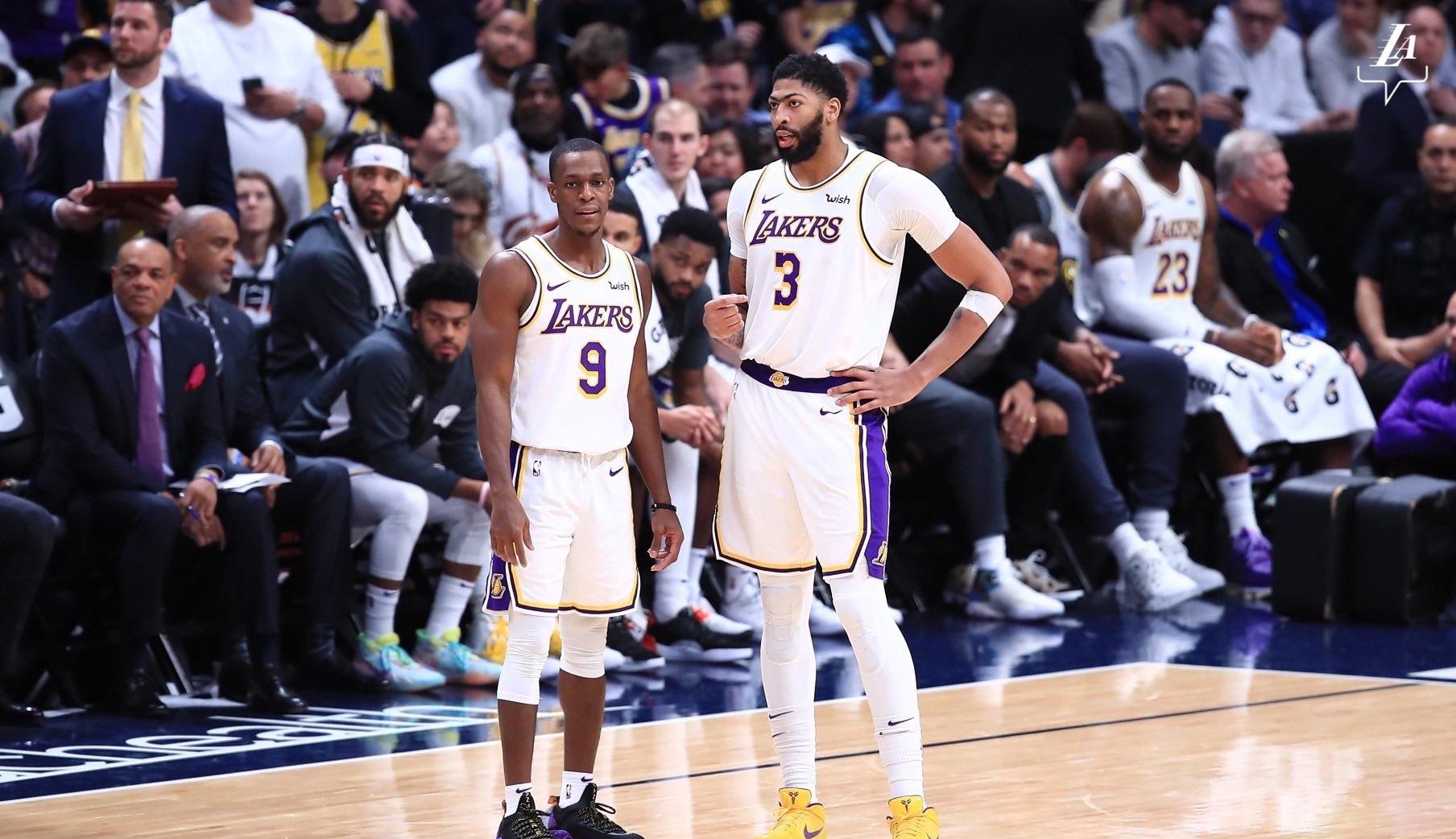 小智时尚 隆多连续给浓眉助攻，詹姆斯场下露出笑脸，湖人找到戴维斯说明书