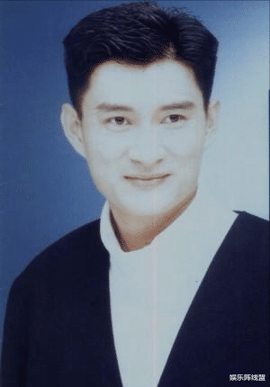 窦靖童|凭一首歌成为90年代当红男星，黄安成功的背后，离不开一个女人