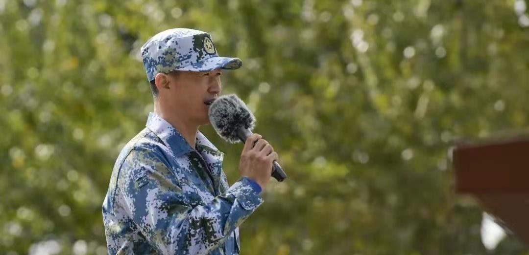 天书奇谭4k纪念版|吴京被导演批评不懂让贤，被质疑用爱国圈钱，吴京：我在拿命赚钱