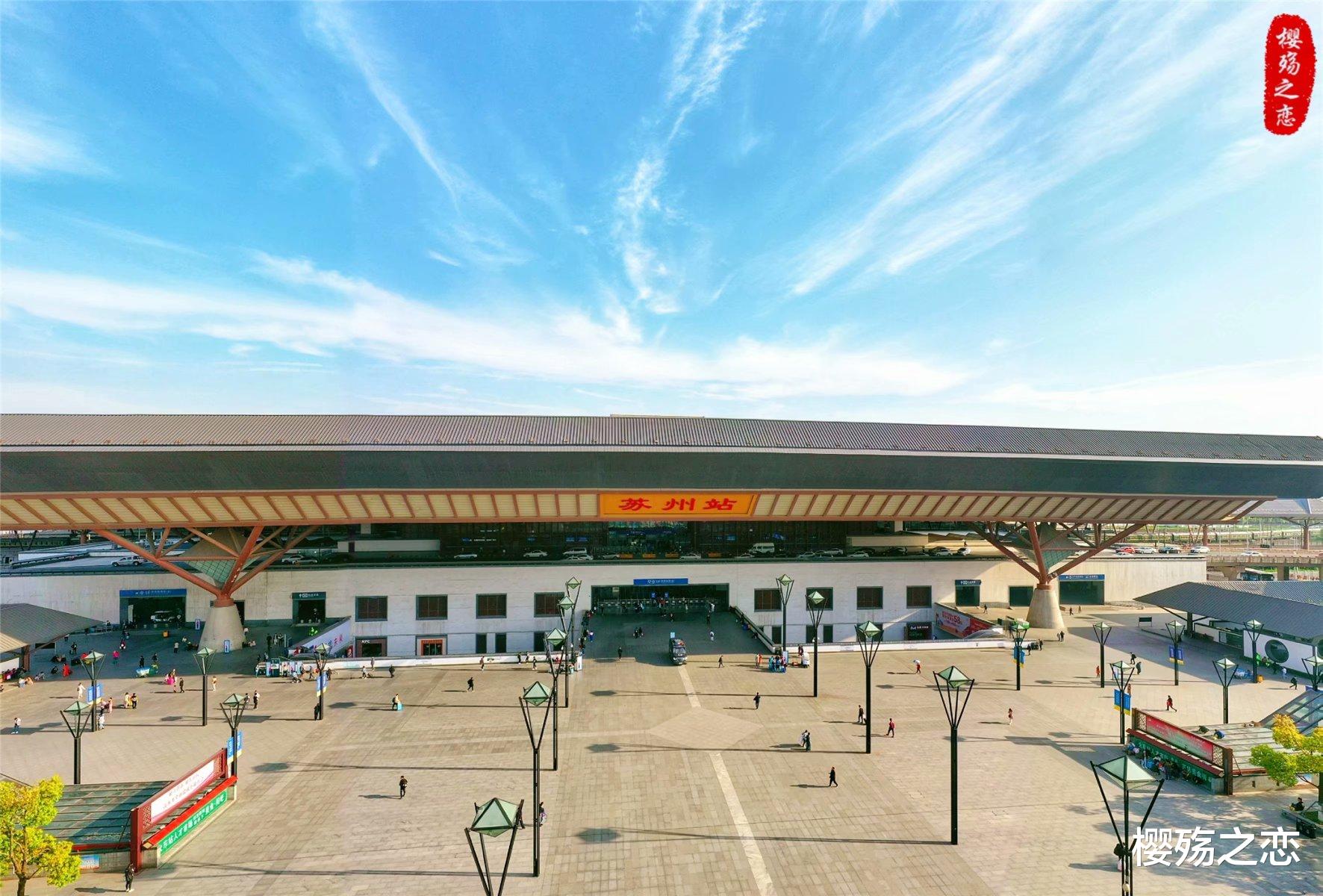 樱殇之恋 中国最忙的高铁线，每12分钟发一次车，创造单日破40万人次的纪录