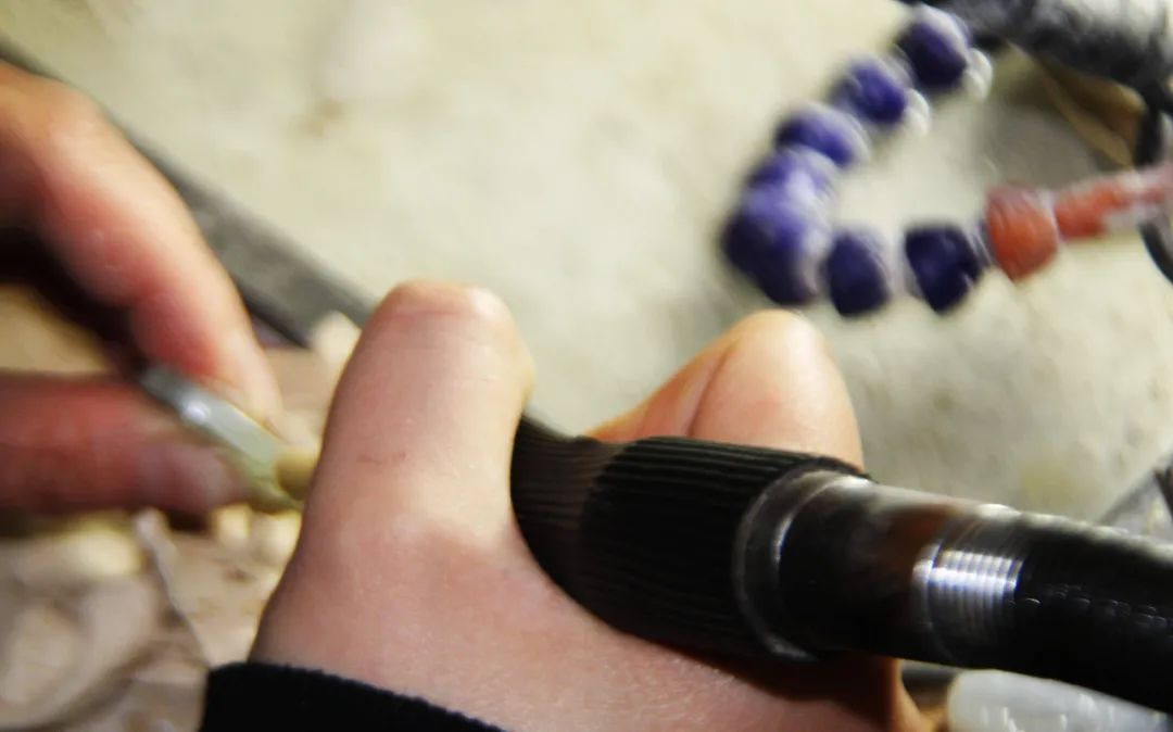 玉雕|大理祥云玉雕师余涛：我赌石从未亏过