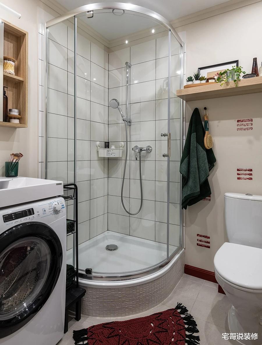 46岁阿姨的独居生活:租住22㎡蜗居,布置成自己喜欢的样子,羡慕