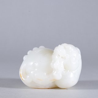 和田玉籽料|和田玉籽料牛气冲天摆件